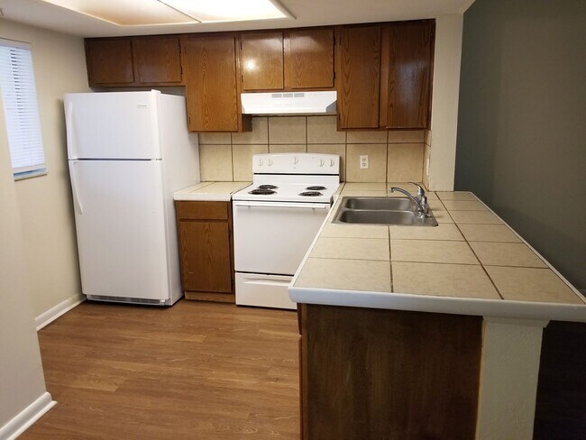 Photo - *MUST SEE* Southside Condo with Pool