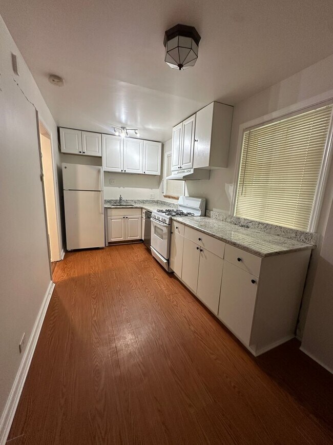Photo - 2 bedroom Single House in Denver, Montclair neighborhood