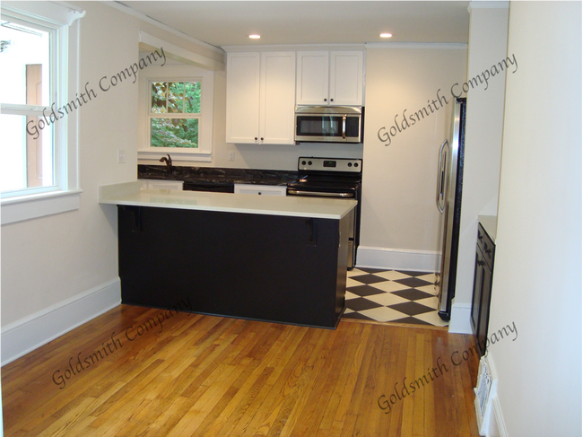 Photo - 16 A Harris Street - walkable to downtown