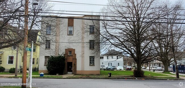 Building Photo - 264 Academy St Rental