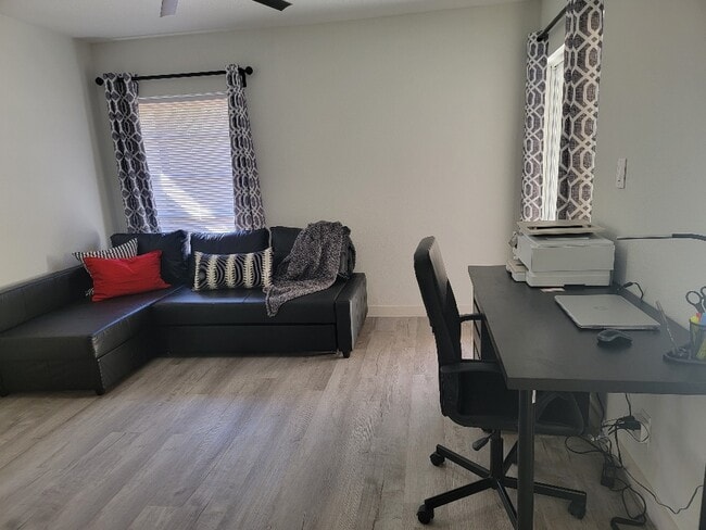 Photo - 2056 Sunset Point Rd Unidad 23