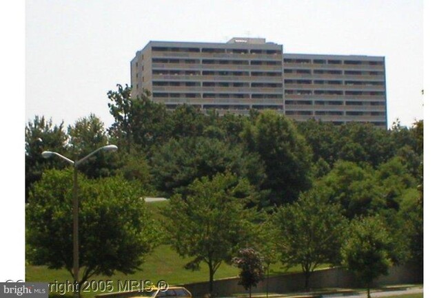 Photo - 6101 Edsall Rd Apartment Unit 206