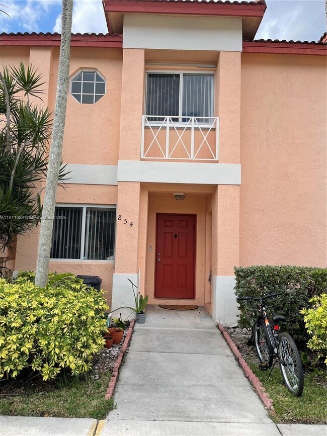 Photo - 854 NW 208th Dr