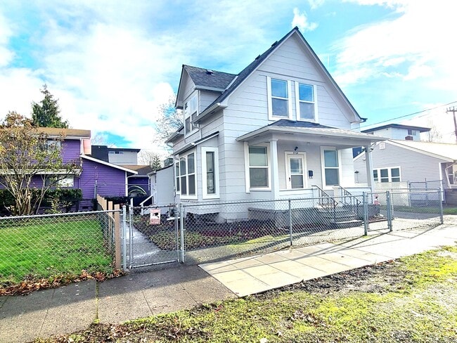 Building Photo - 5708 7th Ave S