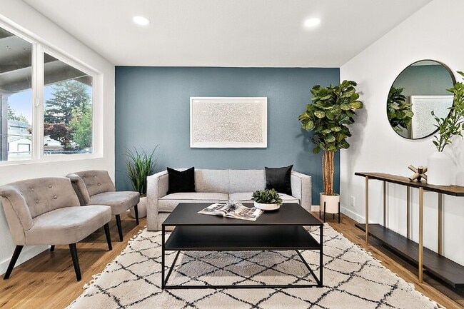 Photo - 1728 115th St S