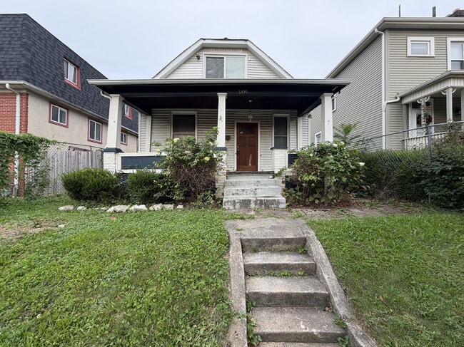 Building Photo - 1490 Indianola Ave