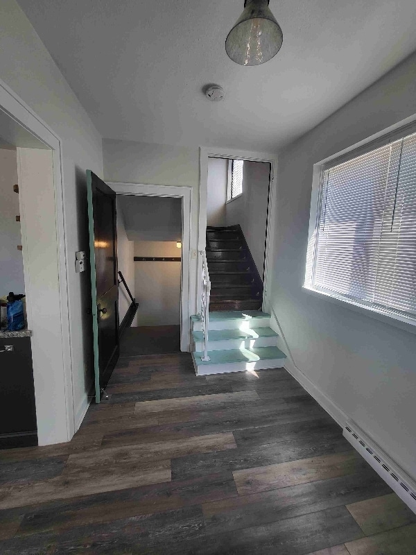 Photo - 283 N Macy St