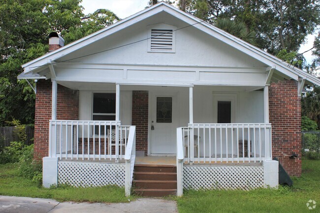 Building Photo - 6379 Delacy Rd Rental