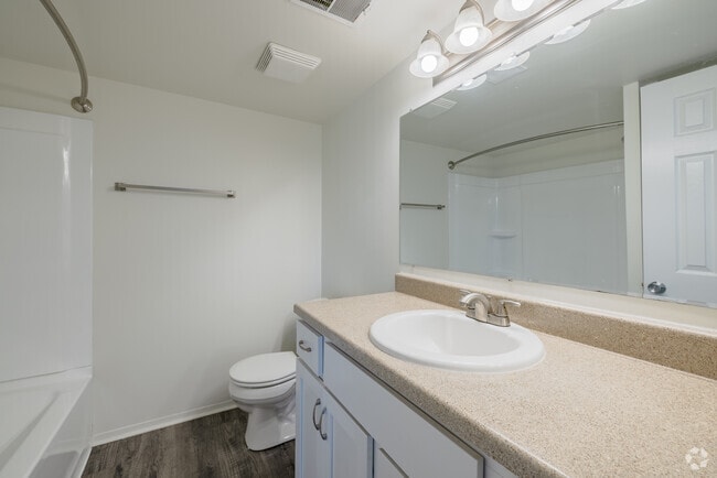 2BR, 1BA Bathroom