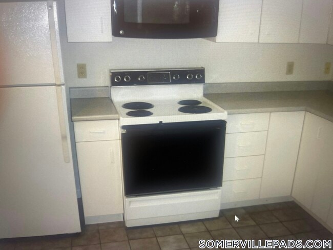 Photo - 175 Beacon St Unit 406