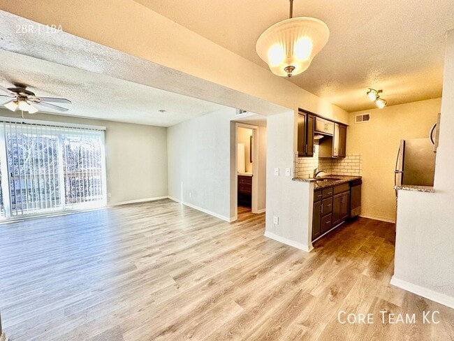 Building Photo - 3618 Warwick Blvd Unit 3618-3