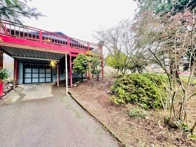 Photo - Tranquil House on Quiet South Delridge Street!