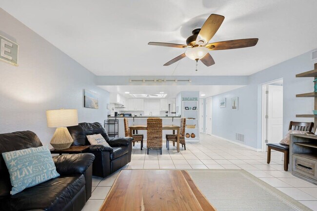 Photo - 5200 Ocean Beach Blvd Unidad FL1-ID1044460P