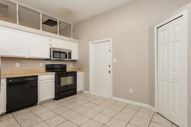 Photo - 5337 Lacy Jane Way