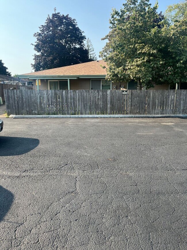 Photo - Boswell 39400 Unit WB02