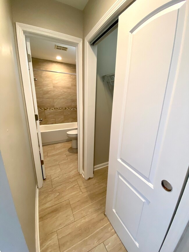 Studio - Bryant Lofts