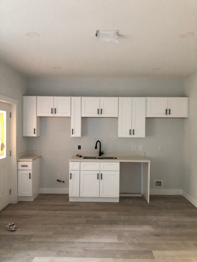 Building Photo - 3533 Alderfer St Rental