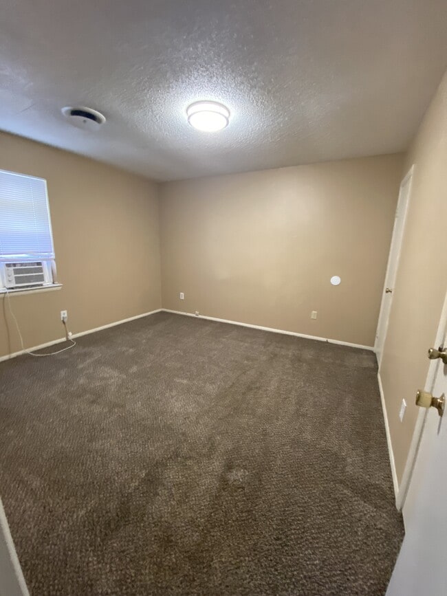 Photo - 117 Gamma Cir