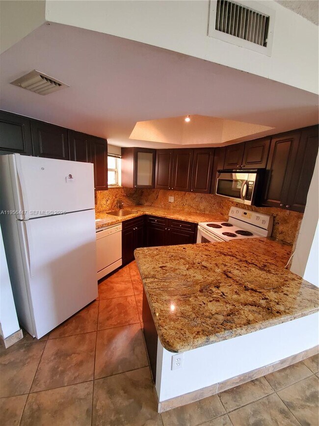 Photo - 8363 Lake Dr Unit 201