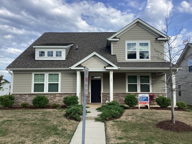 301 Stowe Road - 301 Stowe Road House