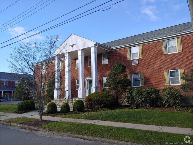 Building Photo - 261 Millard St Unit 3B Rental