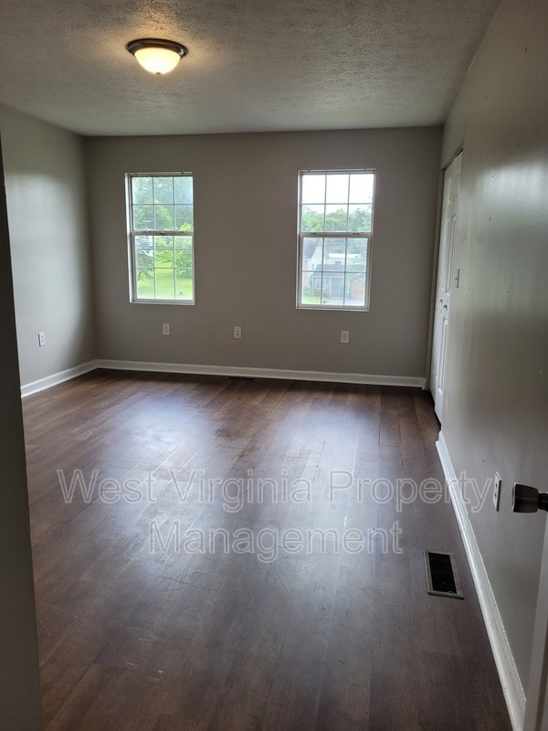 Photo - 3751 Summerlee Rd