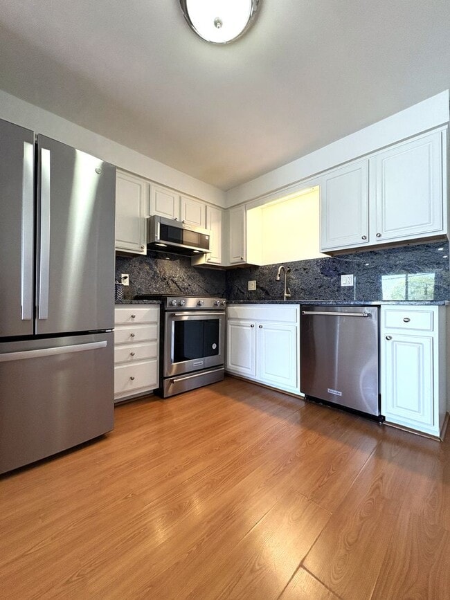 Photo - Beautifully maintained 2 bedroom Condo on Andover/Lawrence border