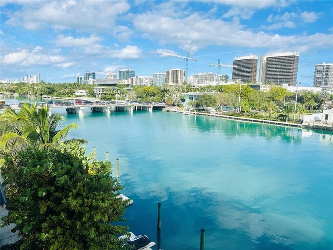 Photo - 9501 E Bay Harbor Dr Unit 5B