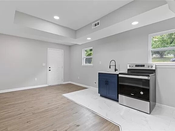 Photo - 5930 Sierra Dr NW