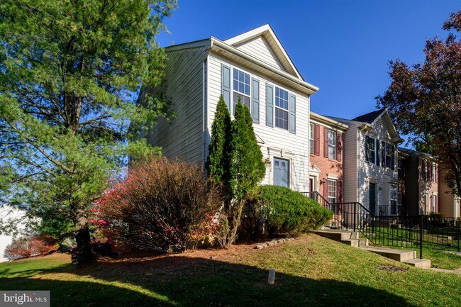 Photo - 4538 Vermeer Ct Townhome