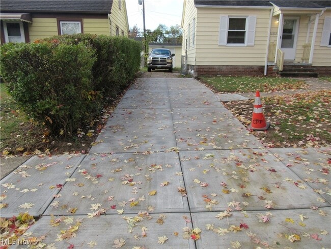 Photo - 12213 Mortimer Ave