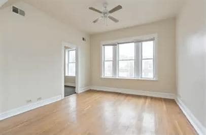 Building Photo - 7556 S Champlain Ave Unit 201