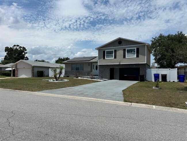 4612 Mesa Verde Dr