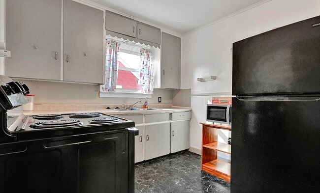 Photo - 1408 E Oakland Ave