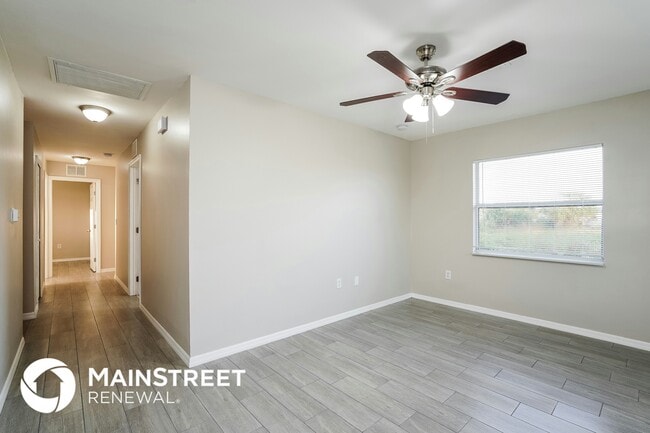 Photo - 3203 34th St SW