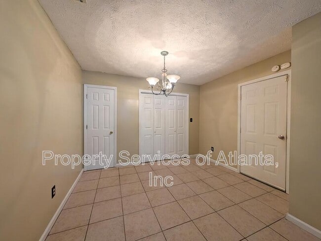 Photo - 314 Country Club Dr