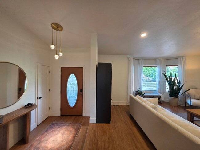 Photo - 265 Joshua Rd