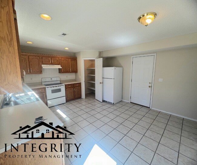 Photo - 19790 Stirrup Ln Unit B #56