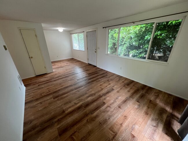 Photo - 2115 Carlson Rd Unit A