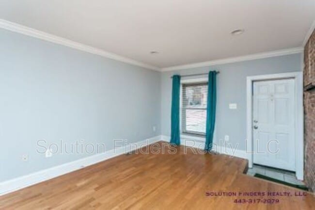 Photo - 3403 Hudson St