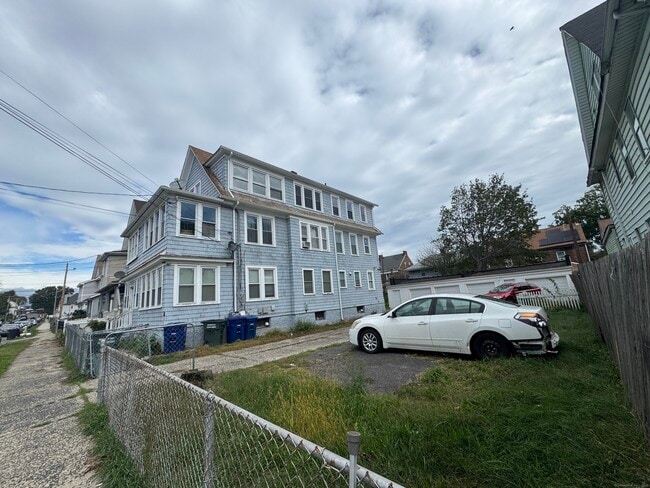 Photo - 146 Pixlee Pl Unit 3rd FL