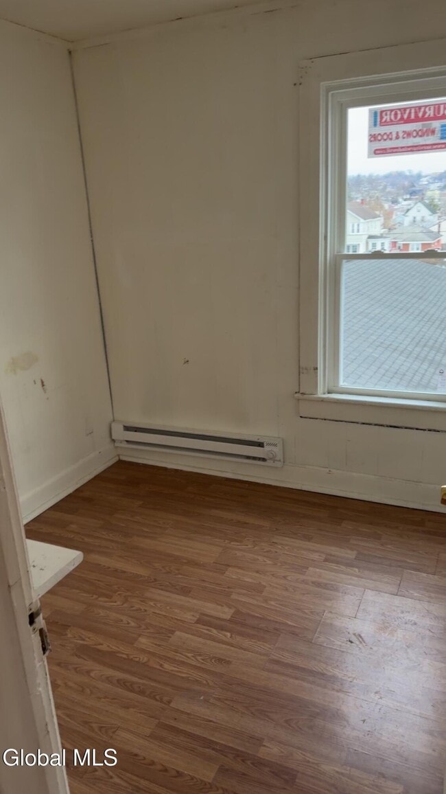 Photo - 96 Myrtle Ave Unidad 2