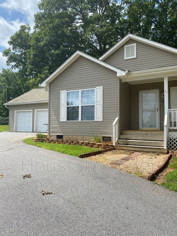 Photo - 47 Deer Meadows Dr