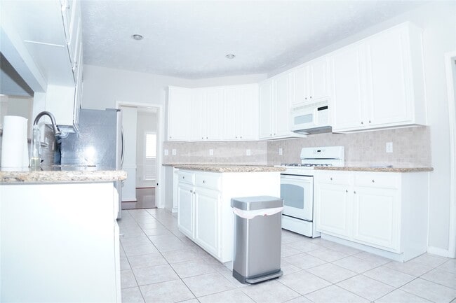 Photo - 13714 Pear Woods Ct