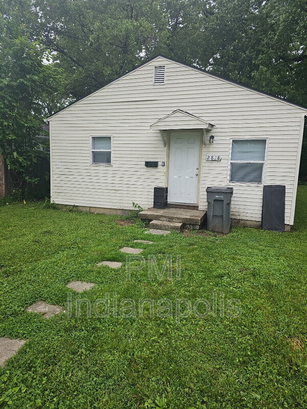 Building Photo - 2818 N Dearborn St Rental