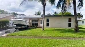 Building Photo - 3831 NW 113th Terrace Rental