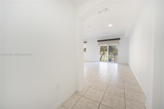 Photo - 10885 NW 89th Terrace Unit 211