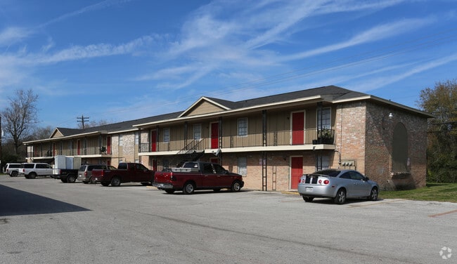 Hollyvale Apartaments - Hollyvale Apartments