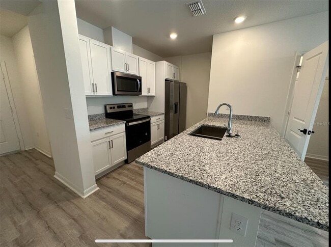 Photo - 662 Stoney Pointe Cir