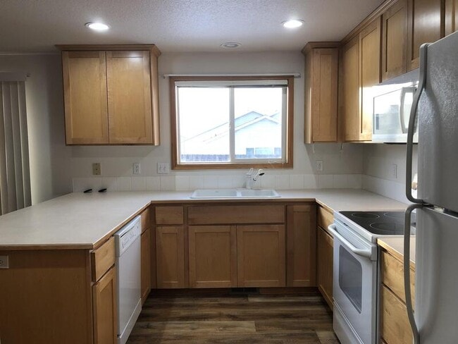 Photo - 2955 NW 9th Ln